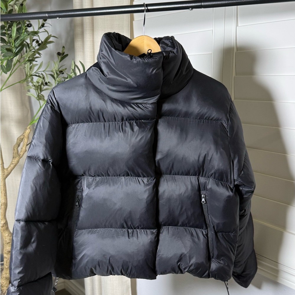 Women's Black Puffer Jacket